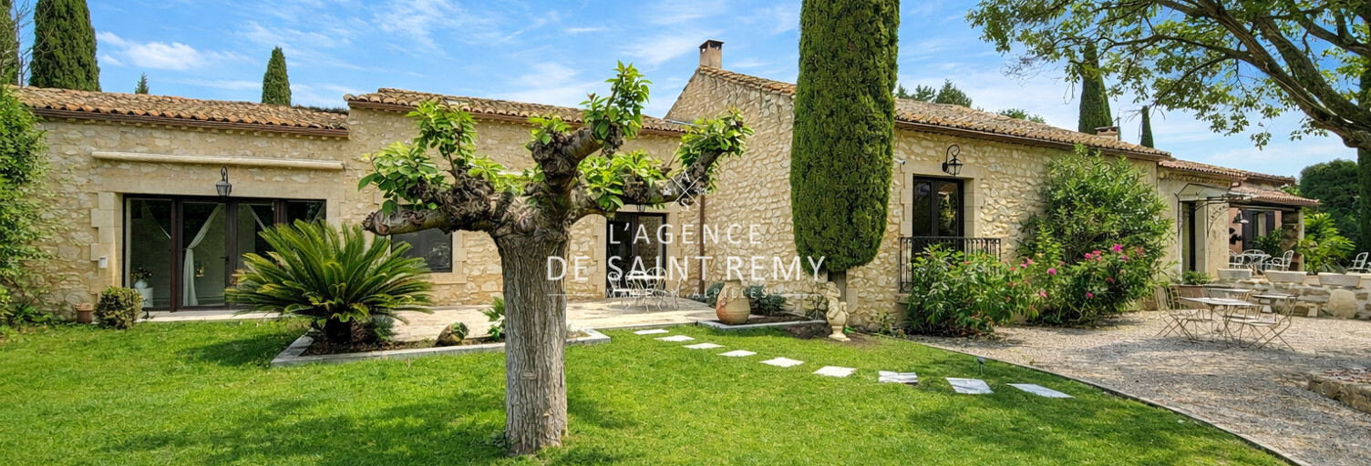 Maison 6 Pièces 300 m² à vendre à Mollégès (13940)