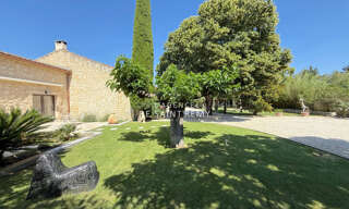 Maison 6 Pièces 300 m² à vendre à Mollégès (13940)