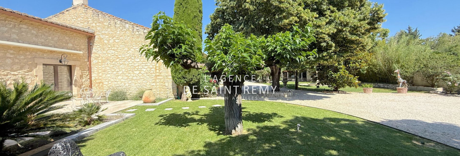 Maison 6 Pièces 300 m² à vendre à Mollégès (13940)
