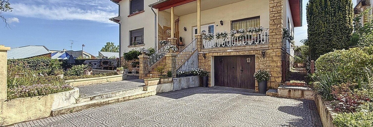 Maison 10 Pièces 260 m² à vendre à Kuntzig (57970)