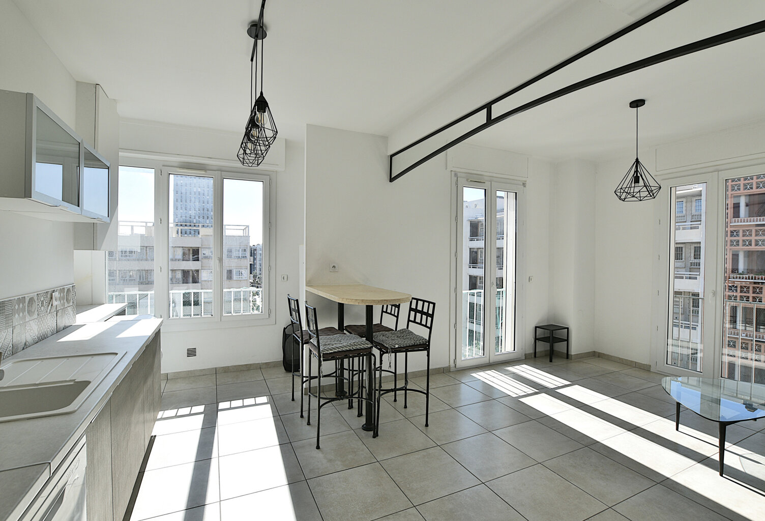 TOULON CENTRE PORT APPARTEMENT TYPE 3 — photo 1