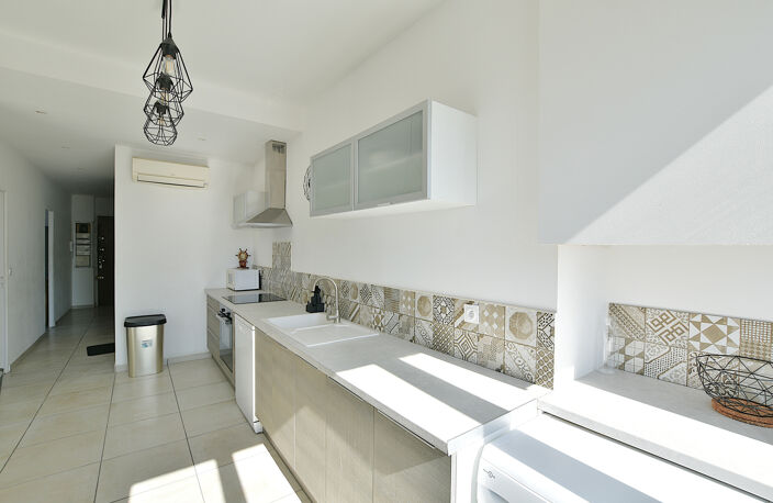 TOULON CENTRE PORT APPARTEMENT TYPE 3 — photo 2