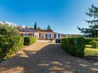 Bedoin - Bel ensemble immobilier : une maison d'habitation, un m — photo 3
