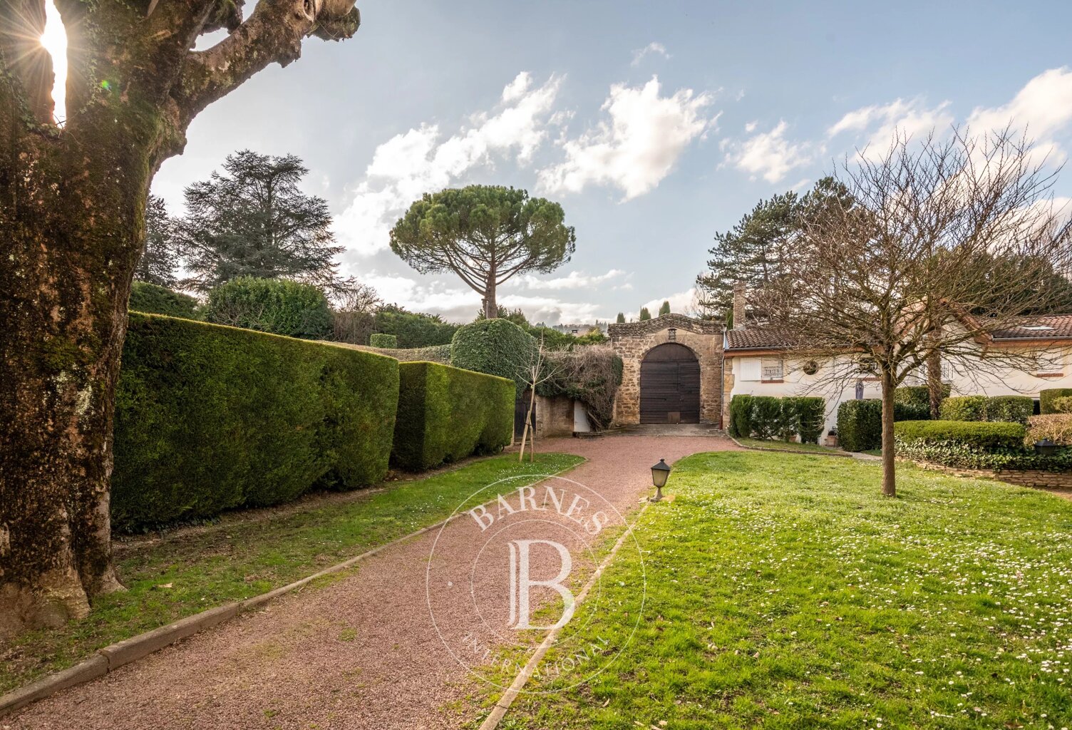 Collonges-au-Mont-d'Or - Appartement duplex avec terrasse - 49,26 m2 - 2 chambres - Parc arboré -  Piscine — photo 1