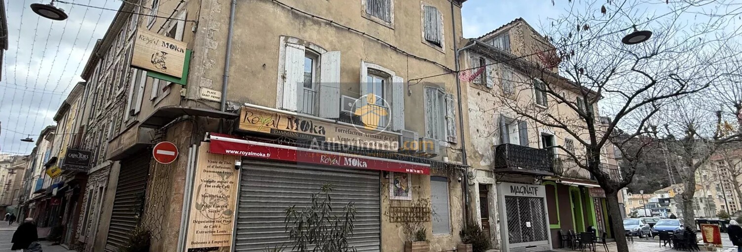 Immeuble   m² à vendre à Apt (84400)