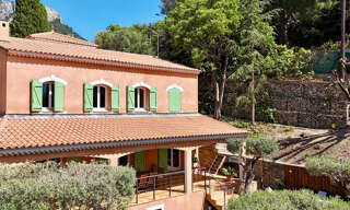 Maison 6 Pièces 182 m² à vendre à Le Revest-les-Eaux (83200)