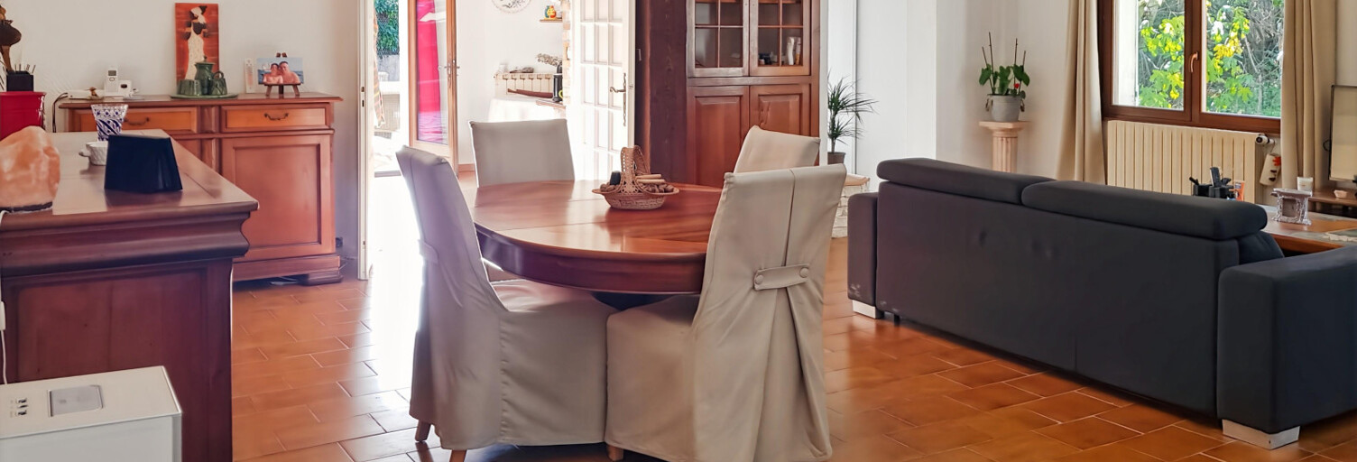 Maison 5 Pièces 110 m² à vendre à Bras (83149)