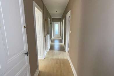 Appartement 4 pièces 77500 €