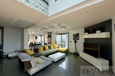 Maison 5 pièces 560000 €