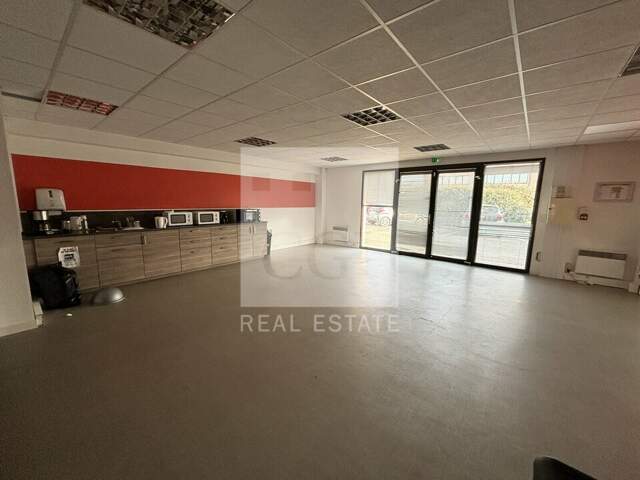 BUREAUX à LOUER — photo du bien