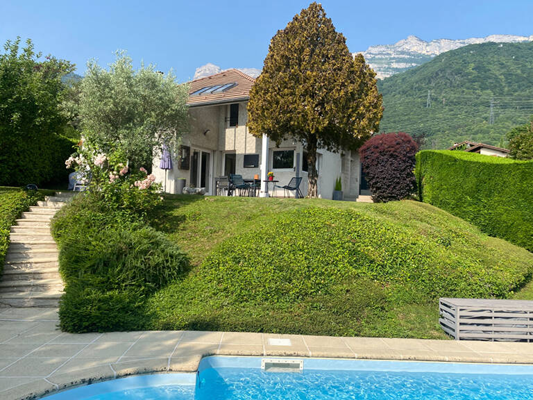 Claix Maison individuelle 6 P+C avec piscine et jacuzzi — photo 1