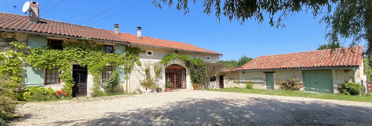 Maison 10 Pièces 295 m² à vendre à Saint-Privat-en-Périgord (24410)