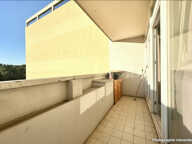 T3 AVEC BALCON DANS RÉSIDENCE SÉCURISÉE 13015 — photo 2