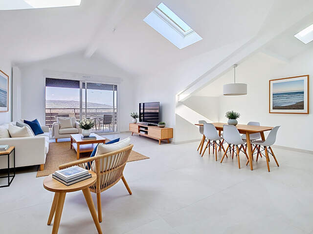 ATTIQUE Appartement T4 de 100.89 m2 avec vue montagnes. — photo du bien