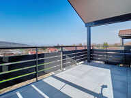 ATTIQUE Appartement T4 de 100.89 m2 avec vue montagnes. — photo 3