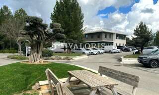 Bureau  319 m² à louer à Aix-en-Provence (13290)