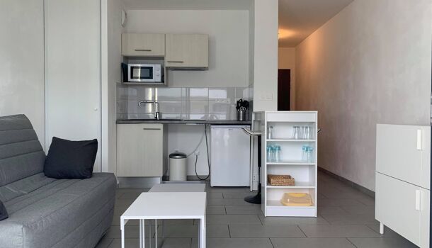 Appartement 1 pièces  à louer Rochelle (La) 17000