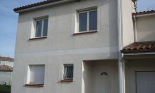 Maison 5 Pièces 95 m² à louer à Saint-Étienne-de-Tulmont (82410)