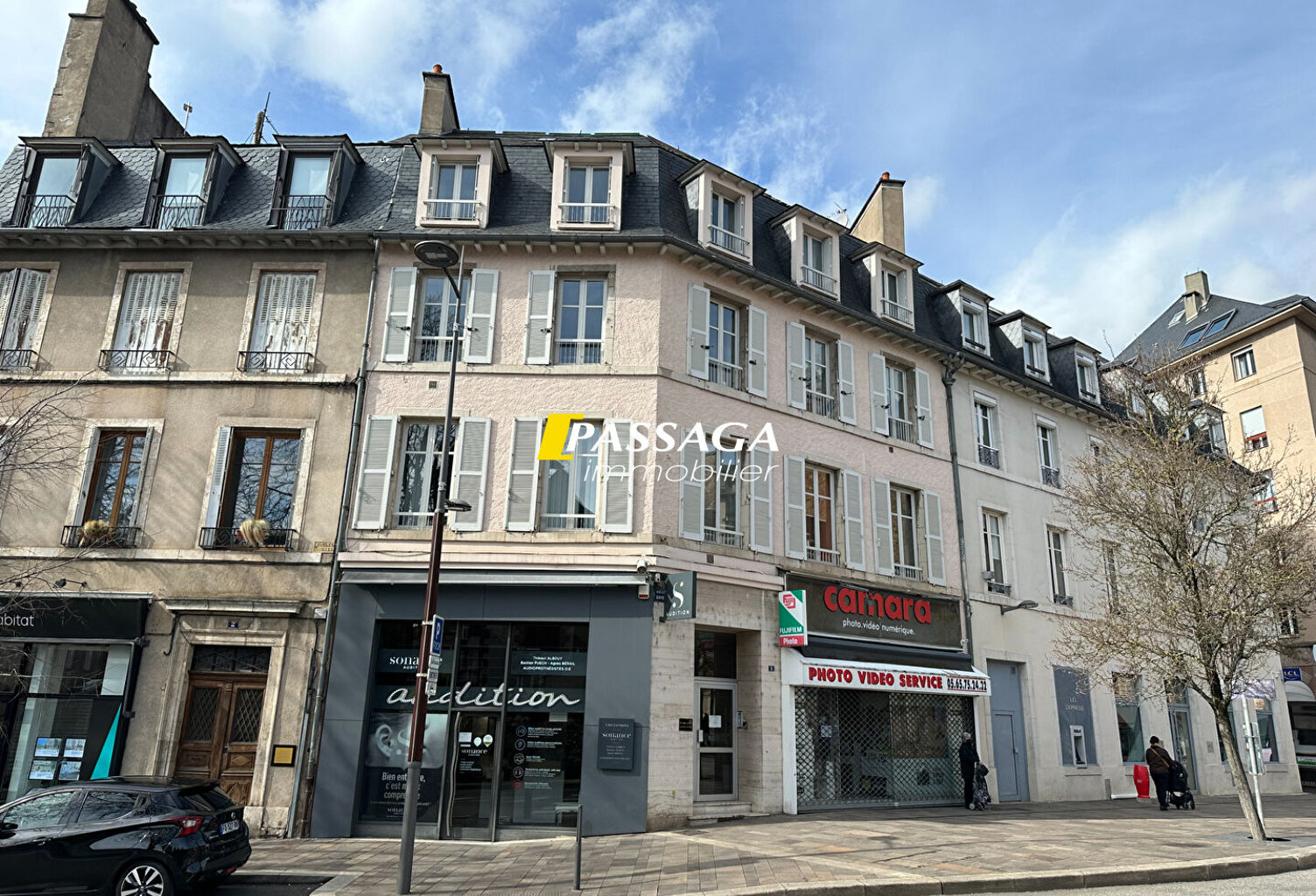 A VENDRE - Appartement type 5 avec cave et grenier -  RODEZ — photo 1