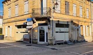 Immeuble  214 m² à vendre à Montagne (33570)