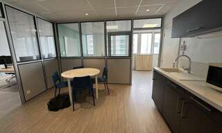 Bureau  63 m² à louer à Tours (37000)
