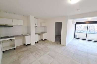 Appartement 4 pièces 990 €