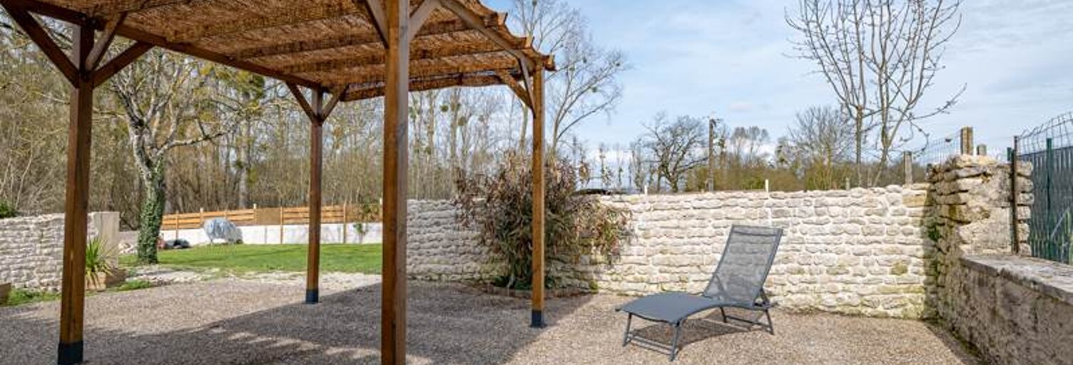Maison 6 Pièces 122 m² à vendre à Poursay-Garnaud (17400)