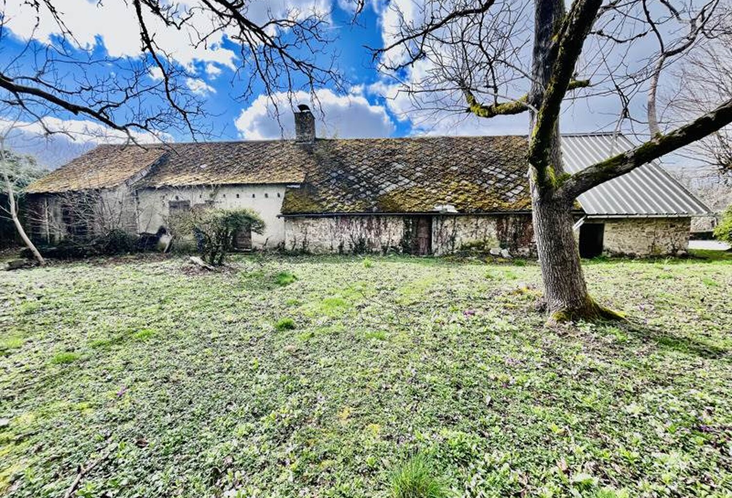 Vente maison 3 pièces 172 m² Saint-Mexant (19330) — photo 1