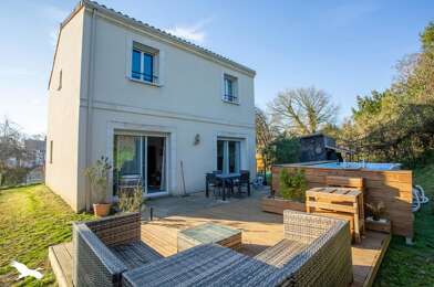 Maison 5 pièces 389610 €