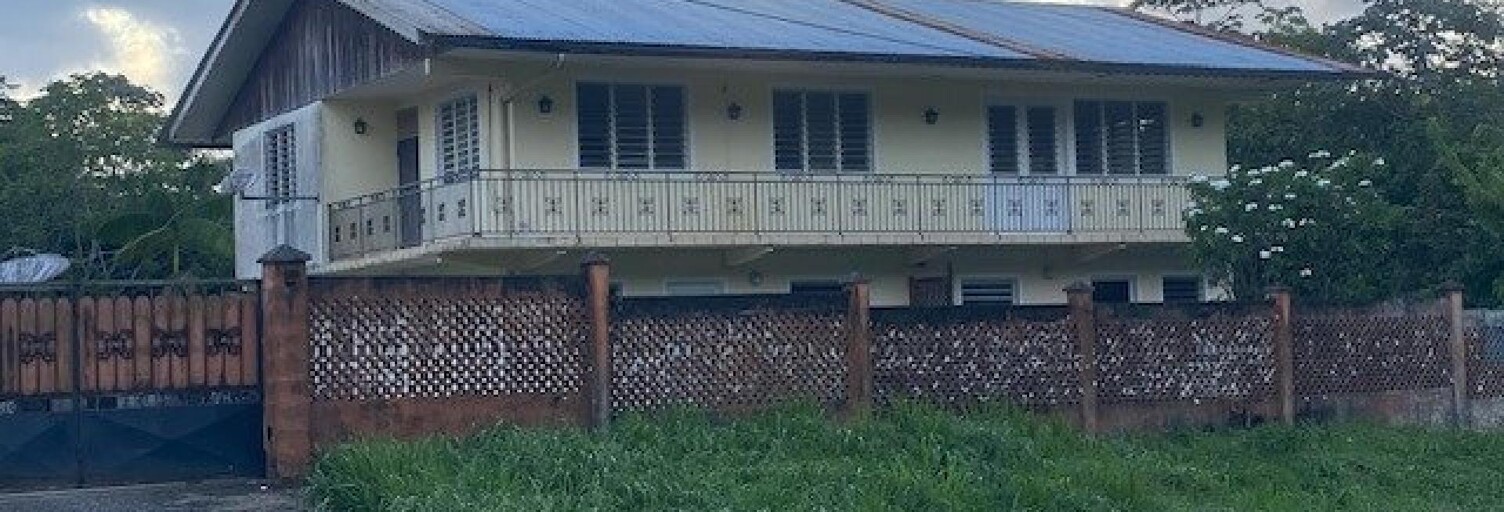 Immeuble  270 m² à vendre à Matoury (97351)