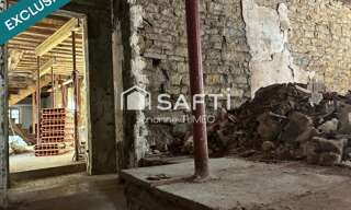 Immeuble  450 m² à vendre à Arbois (39600)