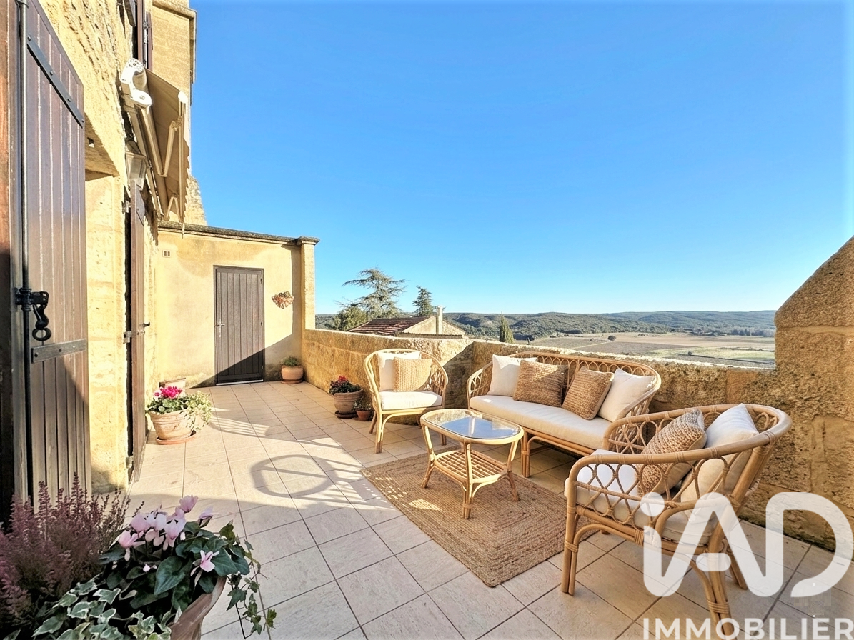 Castillon-Du-Gard - 162m² - 6p.