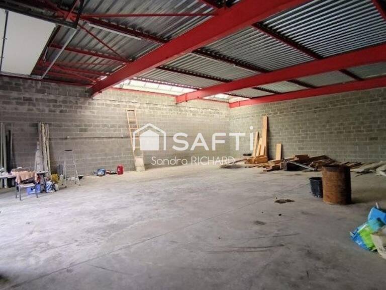 ENTREPOT A VENDRE — photo 1