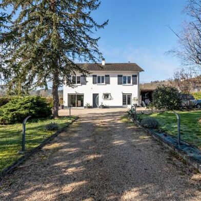 Maison 8 pièces 369600 €