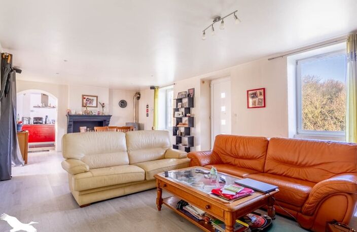 Maison en pierre de 7 pièces principales — photo 3