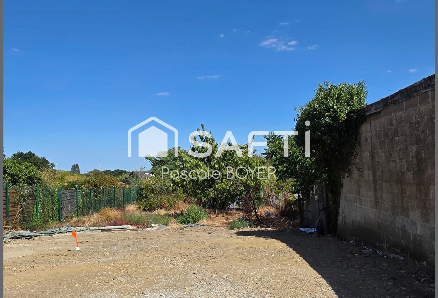 Terrain constructible 477 m2 Erbray 44110 — photo 1
