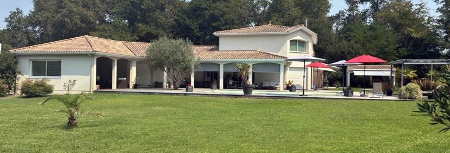 Maison 8 Pièces 300 m² à vendre à Saint-Morillon (33650)