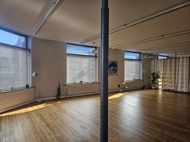 Local commercial — photo du bien