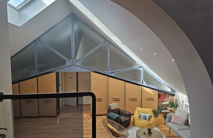 Local commercial — photo 4