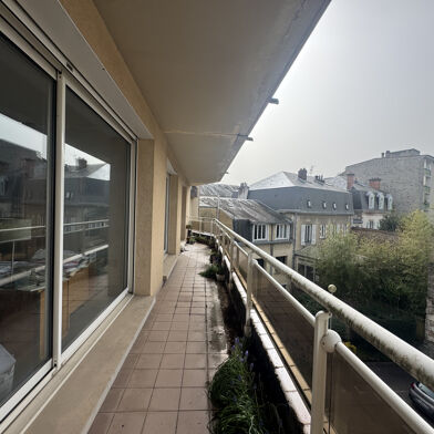 Appartement 3 pièces 160500 €