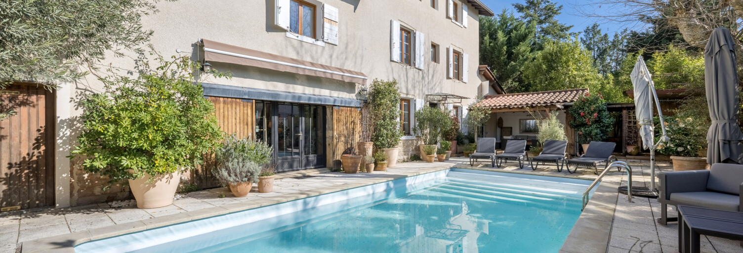 Maison 8 Pièces 275 m² à vendre à Saint-Bernard (01600)