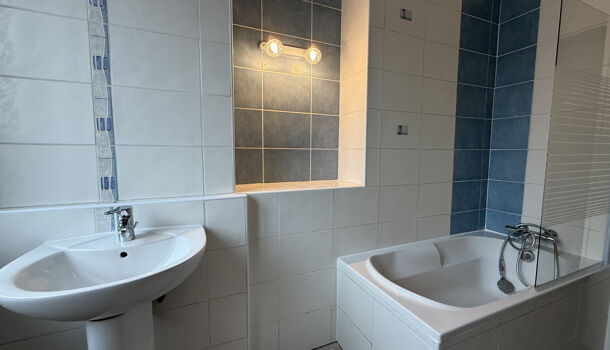 Appartement 3 pièces  à louer Aubenas 07200