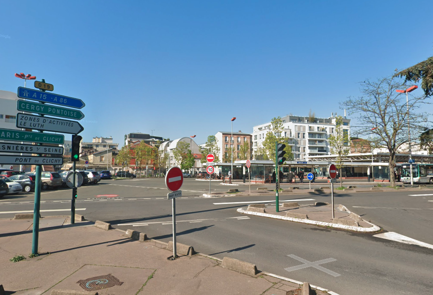 VENTE PARKING - ASNIÈRES-SUR-SEINE (92) — photo 1