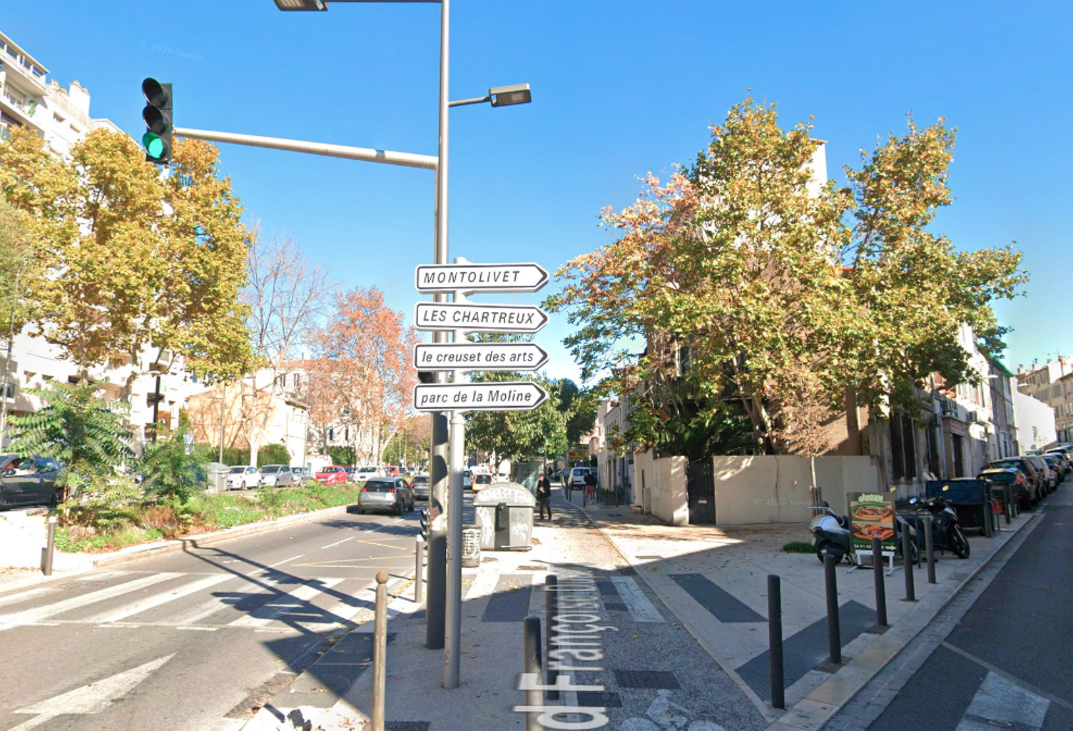 VENTE LOT 2 PARKINGS BOXABLES - MARSEILLE (13) — photo 1