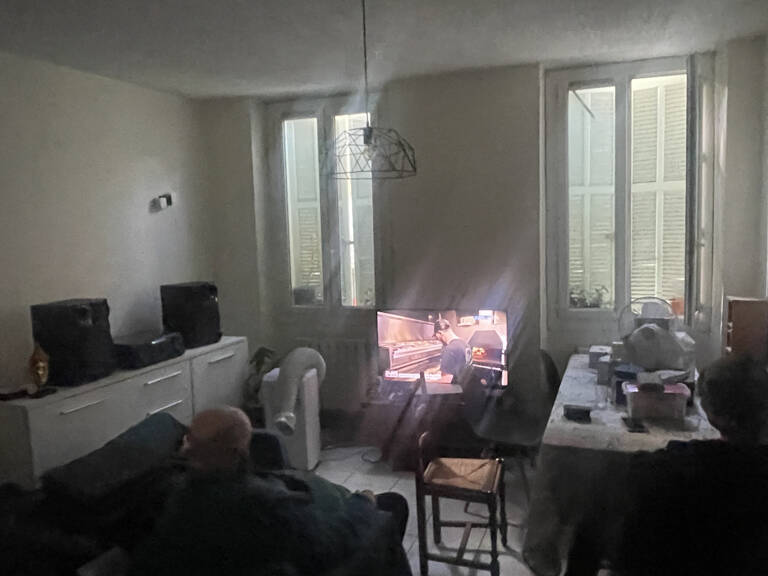 Appartement T3 LOUE   49 m2   Marseille 13004   Cinq Avenues / Chartreux — photo 1