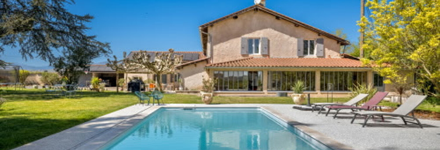 Maison 12 Pièces 486 m² à vendre à Belleville-en-Beaujolais (69220)
