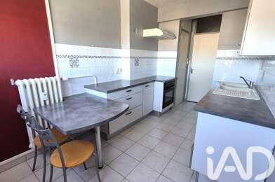 Appartement 3 pièces 104000 €