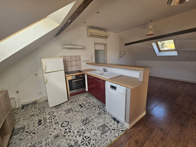 Poitiers, Appartement de type 3 avec place de parking — photo du bien