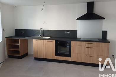 Maison 1 pièces 750 €