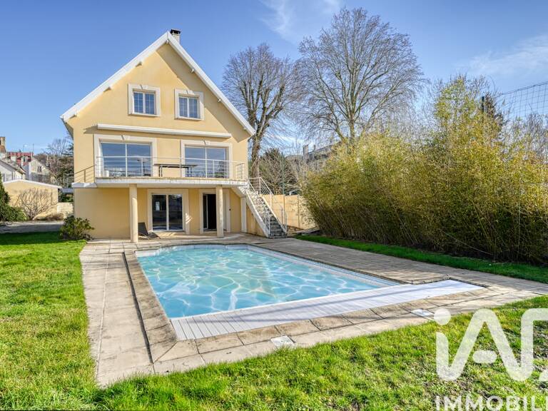 Vente Maison/villa 10 pièces — photo 1